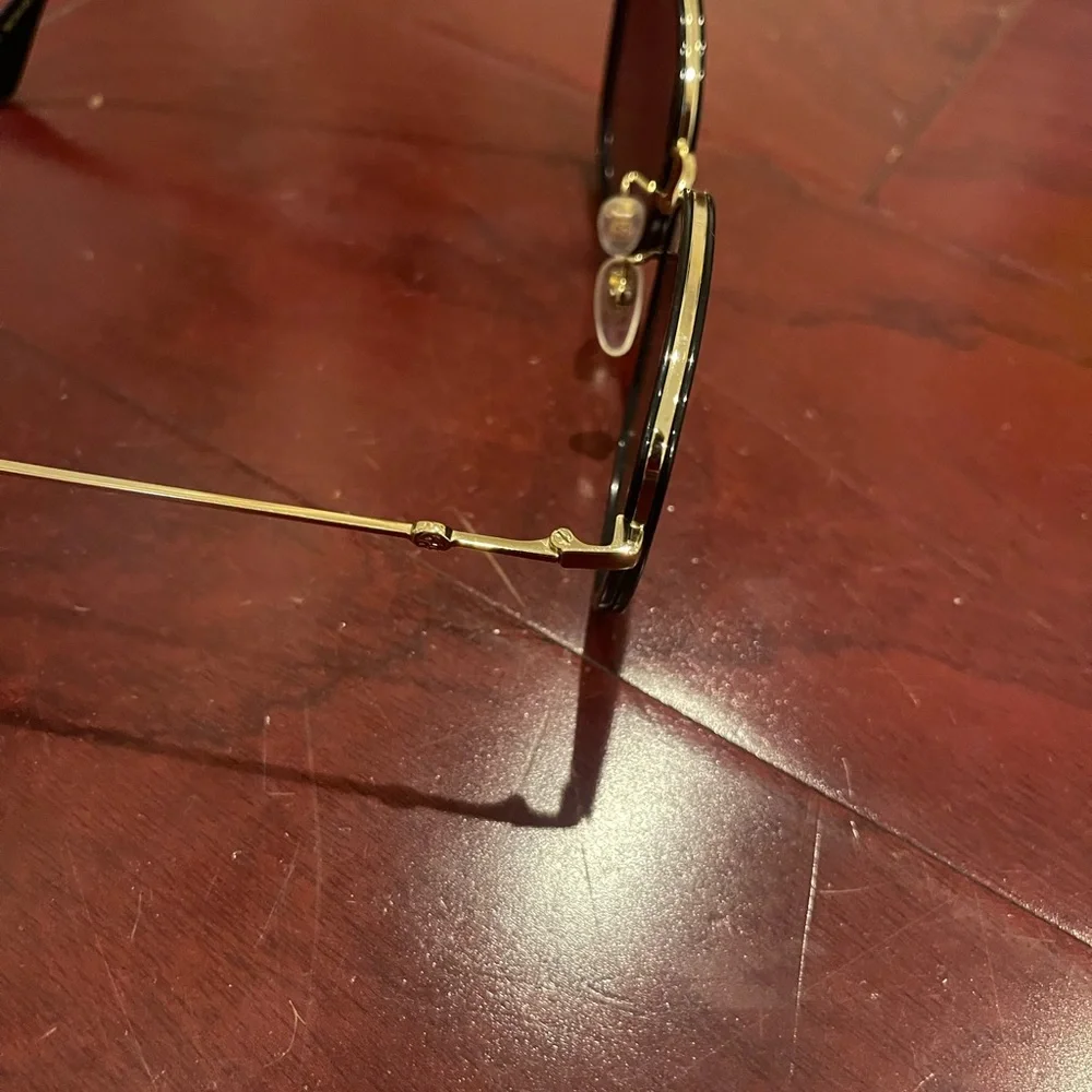 Gucci Women's GG0606SK Sunglasses - Picture 7 of 9